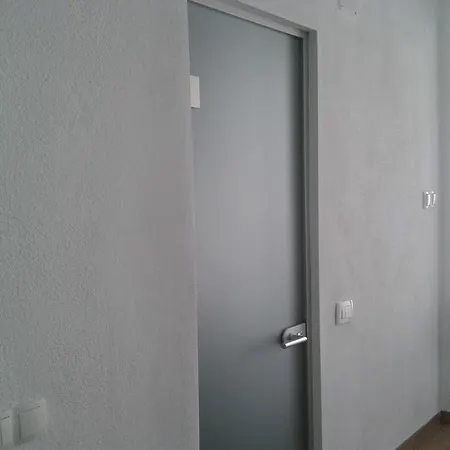 Viola & Free Parking Apartment *
