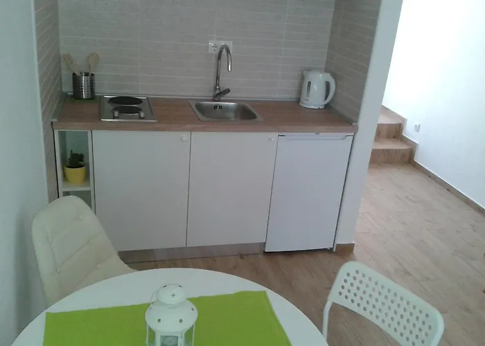 Viola & Free Parking