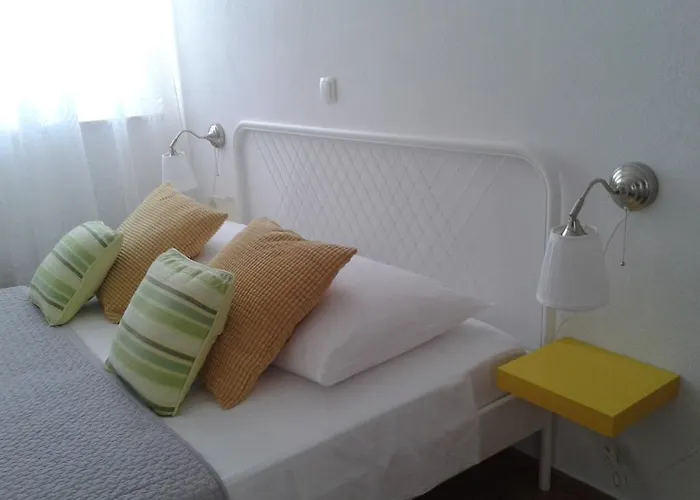 Viola & Free Parking 아파트 *